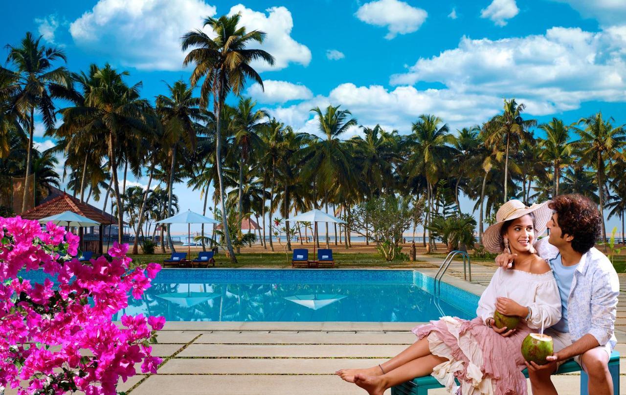 Estuary Sarovar Premiere Poovar Island Buitenkant foto